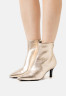 Tommy Hilfiger POINTY HEEL BOOT  Classic ankle boots gold БОТИНКИ POINTY HEEL BOOT Классические ботильоны золото