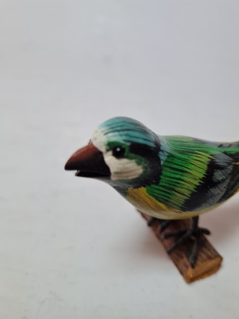 Blaumeise auf Ast Винтажная фигурка ручной росписи "Зеленая птичка на ветке", 8см x 6см, Германия, 1960-70гг.