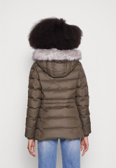 Tommy Hilfiger TYRA Down jacket army green TYRA Пуховик Армейский Зеленый