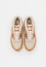 Nike Sportswear W AIR MAX 90 Sneaker low oatmeal/chutney/twine/light bone/white W AIR MAX 90 Низкие кроссовки женские овсянка/чатни/шпагат/легкая кость/белый