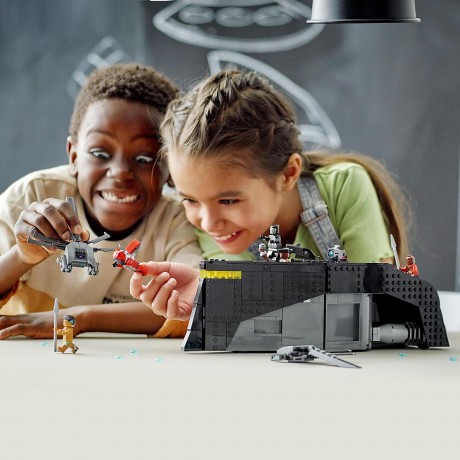 LEGO LEGO Marvel Super Heroes 76214 Black Panther: Duell auf dem Wasser LEGO Marvel Super Heroes 76214 Черная пантера: Дуэль на воде