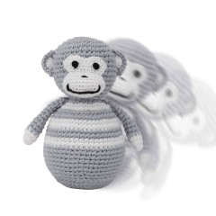 SindiBaba® Baby-Stehaufmannchen Affe CHARLIE gehakelt mit Glockchen (Bio) Детская поп-ап обезьянка ЧАРЛИ связана крючком с колокольчиком (органика)