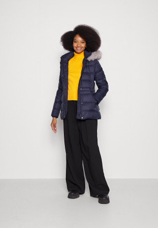 Tommy Hilfiger TYRA Down jacket desert sky TYRA Пуховик небо пустыни