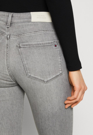 Tommy Hilfiger FLEX COMO Jeans Skinny Fit ivy FLEX COMO — Джинсы скинни плющ