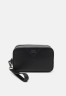 Tommy Hilfiger MODERN WASHBAG UNISEX Wash bag black MODERN WASHBAG UNISEX Мешок для стирки черный