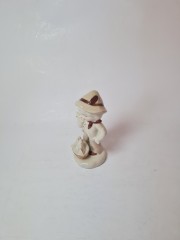 Echt Porzellan Taiwan Фарфоровая статуэтка "Мальчик в костюме с кроликами", ручная роспись, 13см x 7см, Германия, 1960-70гг.