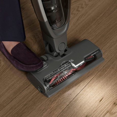 AEG AEG Akku-Hand-und Stielstaubsauger CLEAN OKO 6000 (AS62B25OKO), beutellos, 2in1, leise 79dB(A), 47 % Recyclingmaterial, bis zu 55 Min. Laufzeit  Беспроводной ручной пылесос AEG CLEAN OKO 6000 (AS62B25OKO), без мешка, 2 в 1, тихий уровень шума 79 дБ(А)