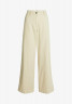 Tommy Hilfiger 1985 COLLECTION MODERN WIDE LEG Trousers light sandalwood 1985 COLLECTION MODERN WIDE LEG Брюки светлое сандаловое дерево