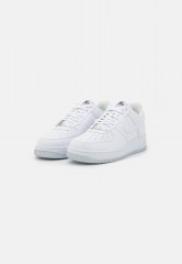 Nike Sportswear AIR FORCE 1 Sneaker low white/black/metallic silver AIR FORCE 1 Низкие кроссовки женские белый/черный/серебристый металлик