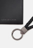 Tommy Hilfiger COIN KEY FOB UNISEX SET Keyring black НАБОР УНИСЕКС ДЛЯ МОНЕТНЫХ КЛЮЧЕЙ Брелок черный