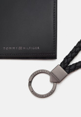 Tommy Hilfiger COIN KEY FOB UNISEX SET Keyring black НАБОР УНИСЕКС ДЛЯ МОНЕТНЫХ КЛЮЧЕЙ Брелок черный