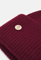Tommy Hilfiger ELEVATED  BEANIE Beanie rouge ПОВЫШЕННАЯ ШАПКА Шапочка румяна