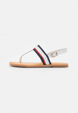 Tommy Hilfiger CORPORATE FLAT T-bar sandals ecru CORPORATE FLAT Сандалии с Т-образной перемычкой экрю