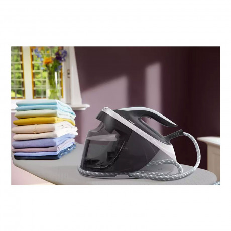 Philips Philips Dampfbugelstation Dampfbugelstation, Dennoch hohe Dampfleistung, um schnell hervorragende Ergebnisse zu erzielen  Паровая гладильная станция Philips Паровая гладильная станция с высокой подачей пара для быстрого достижения отличных результ
