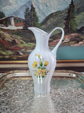 Ваза - кувшин винтажная Royal KPM Bavaria "Желтые цветы", ручная роспись, фарфор, 12 см, Германия, 1960-70гг.