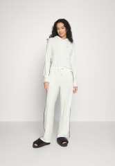 Tommy Hilfiger CROPPED EXT SIZES Sweatshirt ecru CROPPED EXT SIZES Толстовка экрю