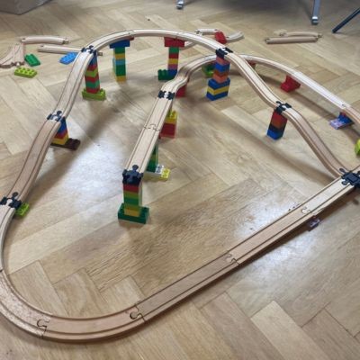 TOY2 Rundum Mittel- 20 Track Connectors Центральные 20-контактные разъемы по всему периметру