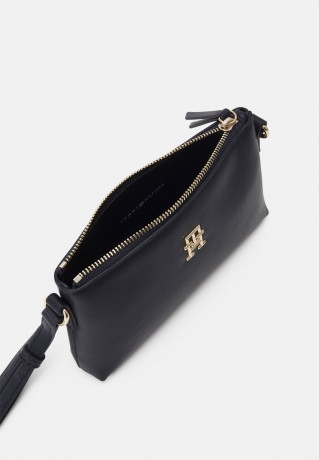 Tommy Hilfiger ICONIC CROSSOVER Across body bag space blue ICONIC CROSSOVER Сумка через плечо космический синий