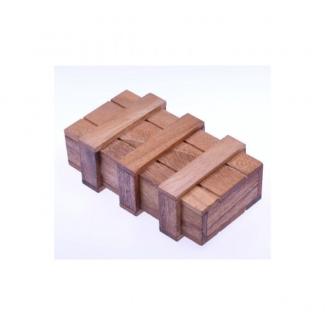 LOGOPLAY Schatztruhe mit 2 Geheimfachern Сундук с сокровищами с двумя секретными отделениями.