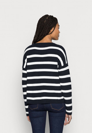 Tommy Hilfiger HAYANA BOAT SWEATER Jumper bold/desert sky СВИТЕР HAYANA BOAT Джемперы жирное / пустынное небо