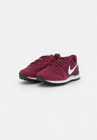 Nike Sportswear INTERNATIONALIST Sneaker low dark beetroot/white/black/pure platinum INTERNATIONALIST Низкие кроссовки женские темная свекла/белый/черный/чистая платина