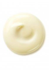 Shiseido SHISEIDO BENEFIANCE WRINKLE SMOOTHING DAY CREAM SPF 25 Gesichtscreme - SHISEIDO BENEFIANCE WRINKLE SMOOTHING DAY CREAM SPF 25 крем для лица