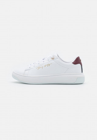 Tommy Hilfiger SIGNATURE COURT Trainers white ПОДПИСЬ СУД Кроссовки белый