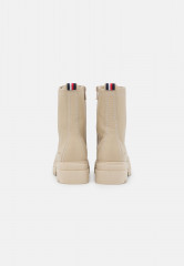 Tommy Hilfiger LACE UP BOOTIES Platform ankle boots beige БОТИНКИ НА ШНУРОВКЕ Ботильоны на платформе бежевый