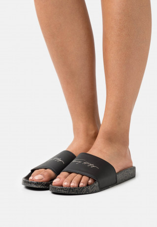 Tommy Hilfiger METALLIC POOL SLIDE Mules black МЕТАЛЛИЧЕСКАЯ ГОРКА ДЛЯ БАССЕЙНА Мюли черный