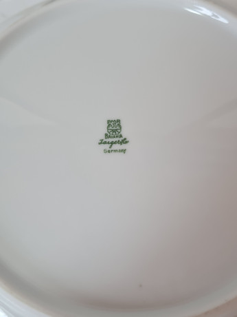 Набор тарелок винтажных PMR Jager & Co Bavaria, белый фарфор с золотисто-голубым узором, 24,5 x 8 см и 23 x 7 см, Германия, 1960-70гг.