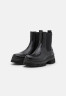 Tommy Hilfiger PREPPY OUTDOOR LOW BOOT Platform ankle boots black PREPPY OUTDOOR LOW BOOT Ботильоны на платформе черный