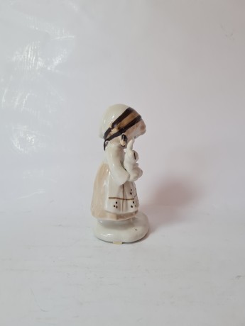 ECHT Porzellan Коллекционная статуэтка "Девочка с кроликом на руках", 13см х 7см, Тайвань, 1960-70гг.