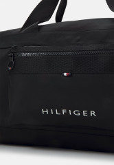 Tommy Hilfiger SKYLINE DUFFLE UNISEX Weekend bag black SKYLINE DUFFLE UNISEX Сумка выходного дня черный