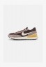 Nike Sportswear WAFFLE ONE Sneaker low light chocolate/natural/oil grey WAFFLE ONE кроссовки женские низкие светло-шоколадный/натуральный/маслянисто-серый