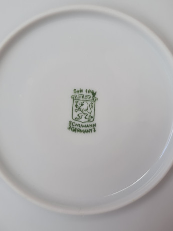 Набор тарелок винтажный Schumann, белый фарфор с фактурным узором, 9 шт х 15 x 2,5 см, Германия, 1960-70гг.
