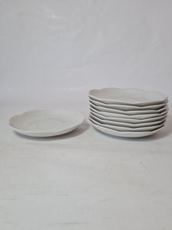 Набор тарелок винтажный Schumann, белый фарфор с фактурным узором, 9 шт х 15 x 2,5 см, Германия, 1960-70гг.