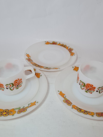 Набор для чая винтажный Schott Mainz, стекло с цветочным рисунком в оранжевых тонах, 2 чашки, 10 x 7 см, 3 блюдца, 14 см, 3 тарелки,19 см, Германия, 1960-70гг.