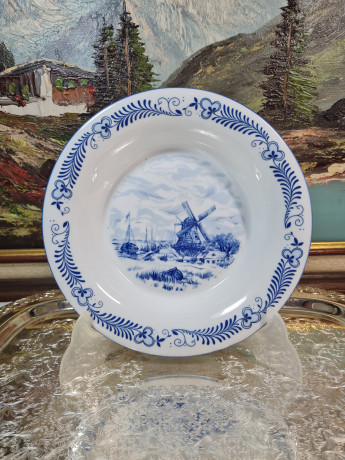 Тарелка винтажная Freiberger Porzellan суповая, Inglasur GDR "Мельница", фарфор, 21.5 см, Германия, 1960-70гг.