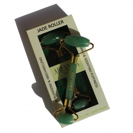 ARI ANWA Skincare Jade Roller  нефритовый ролик