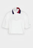 Tommy Hilfiger RLX SPLIT GLOBAL STR CROP Polo shirt ecru RLX SPLIT GLOBAL STR CROP Рубашка поло экрю