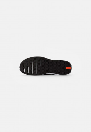 Nike Sportswear WAFFLE ONE Sneaker low black/black-white-orange WAFFLE ONE кроссовки женские низкие черный/черный-белый-оранжевый