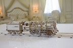 UGEARS Modellbausatz: Lokomotive + Tender Комплект модели: Локомотив + Тендер