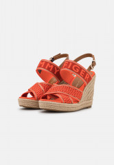 Tommy Hilfiger HIGH WEDGE  Wedge sandals hawaiian coral HIGH WEDGE Сандалии на танкетке гавайский коралл