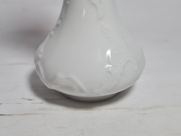 Ваза винтажная Royal KPM Bavaria белая, ручная работа, фарфор, 16 x 8 см, Германия, 1960-70гг.