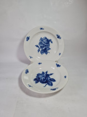 Тарелка винтажная Hutschenreuther Kochenberg Bavaria с цветочным декором, фарфор, 2 шт., 23 см, Германия, 1960-70гг.