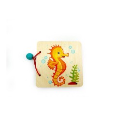 HESS Holzspielzeug Bilderbuch Seepferdchen Деревянная книжка-картинка с изображением морского конька