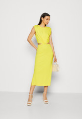 Tommy Hilfiger CUTOUT MIDI DRESS Jersey dress vivid yellow ПЛАТЬЕ МИДИ С ВЫРЕЗАМИ Платье из джерси ярко-желтый