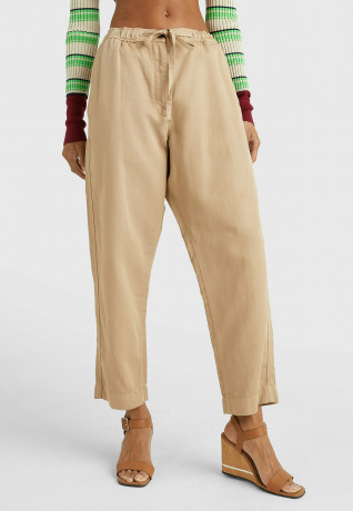 Tommy Hilfiger DRAWSTRING TWILL  Trousers beige САРЖА С КУЛИСАМИ Брюки бежевый