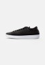 Nike Sportswear BLAZER LOW Sneaker low black/white-gum brown-orange BLAZER LOW кроссовки женские низкие черный/белый-камедь коричнево-оранжевый
