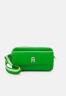 Tommy Hilfiger ICONIC CAMERA BAG Across body bag galvanic green ICONIC CAMERA BAG Сумка через плечо гальванический зеленый